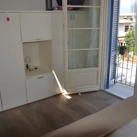 Loft The Sound Of The Sea Apartment Pietrasanta